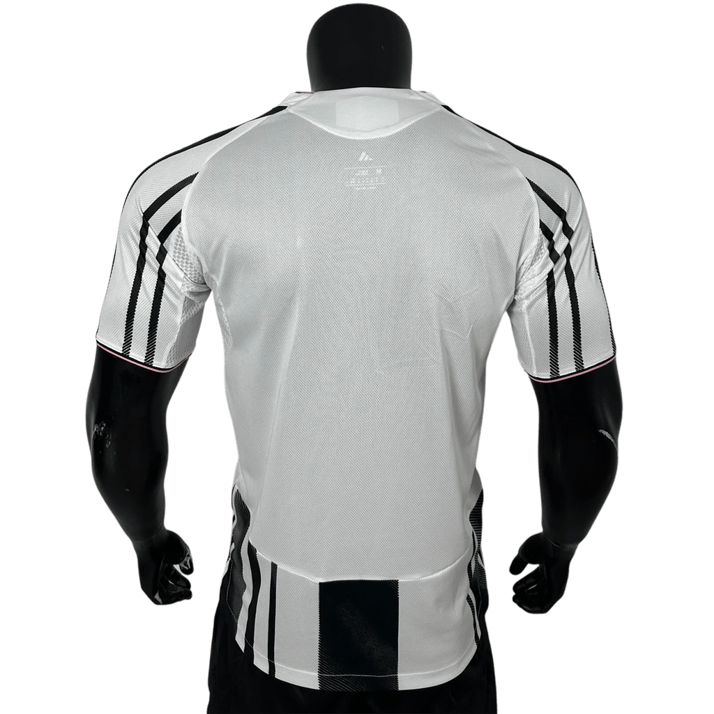 Juventus Home 25/26 Football Jersey