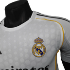 Real Madrid Home 25/26 Football Jersey